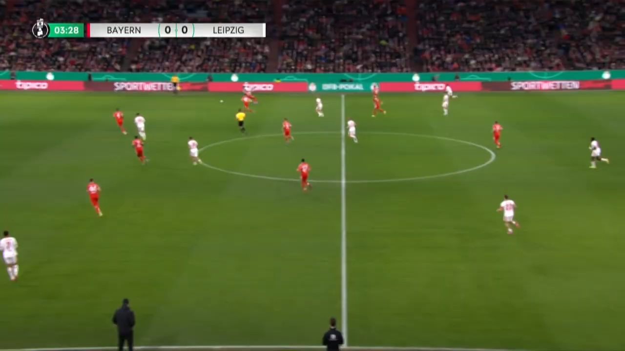 体育APP-赛地聚焦：德国杯清晨热度飙升；莱比锡临场应变；气氛紧张；更衣室氛围转暖的简单介绍